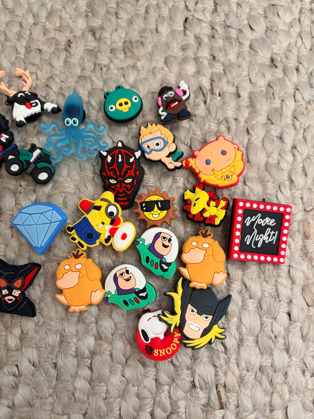 Assorted Jibbitz Bundle - Picture 3 of 3